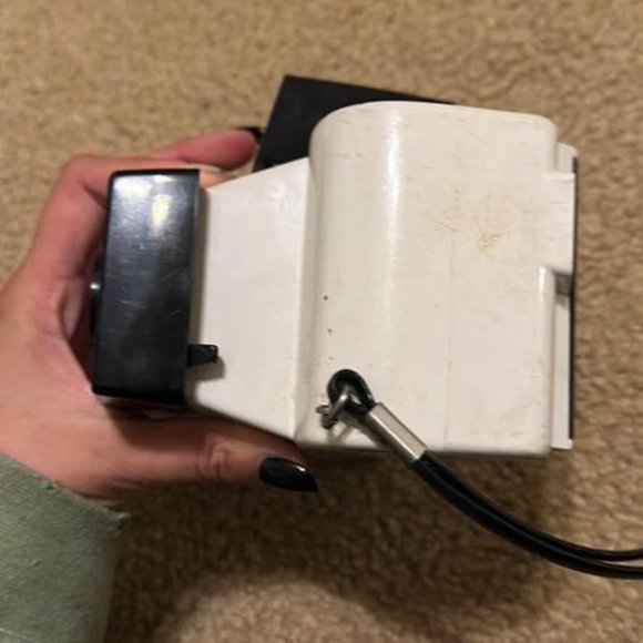 Polaroid Swinger Land Camera Model 20 w/ Original Strap - Picture 4 of 10